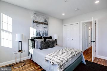 Bedroom with closet